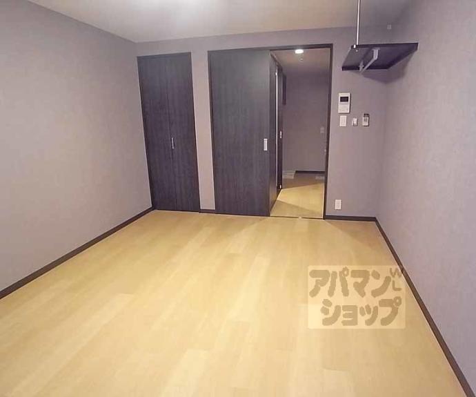 【E-SPAAACE 烏丸】間取