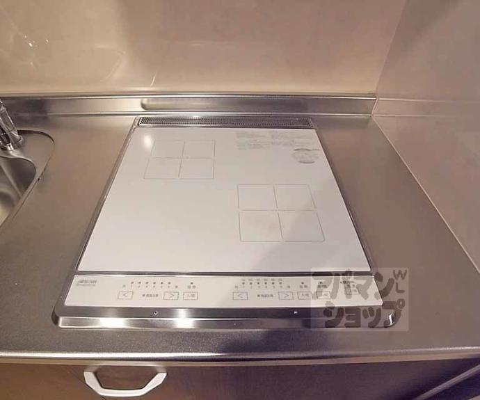 【E-SPAAACE 烏丸】間取