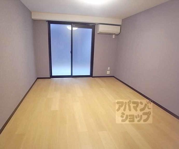 【Ｅ－ＳＰＡＡＡＣＥ烏丸】間取