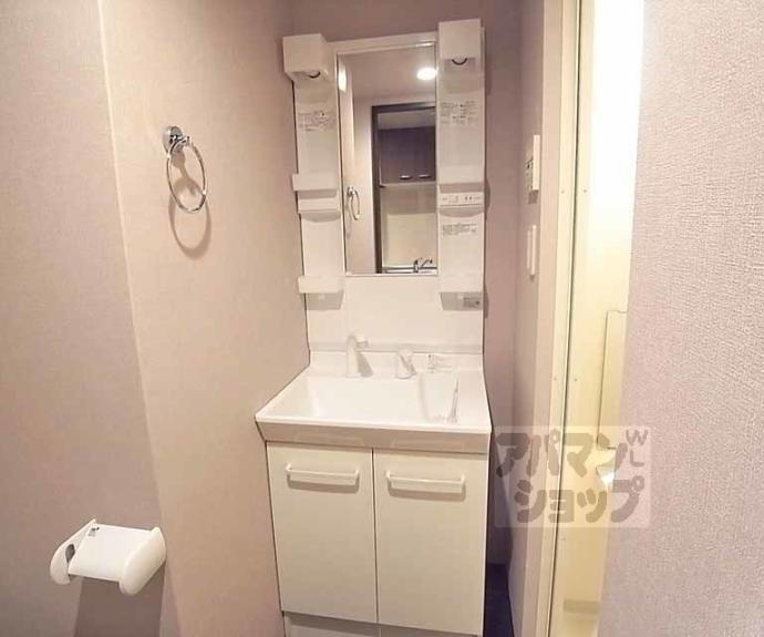 【Ｅ－ＳＰＡＡＡＣＥ烏丸】間取