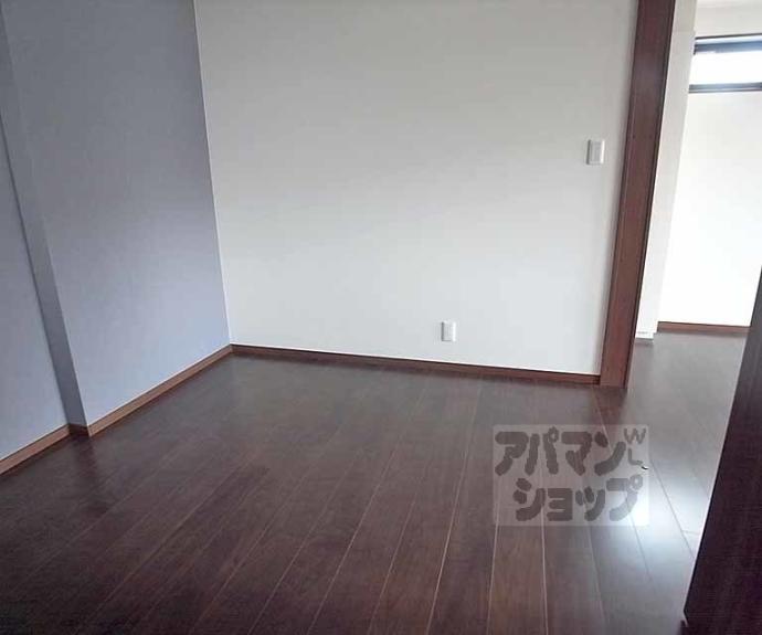 【Ｔｒａｃｃｉａ堺町】間取
