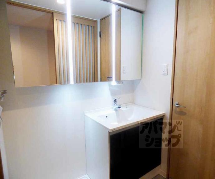 【グランレブリー寺町松原】間取