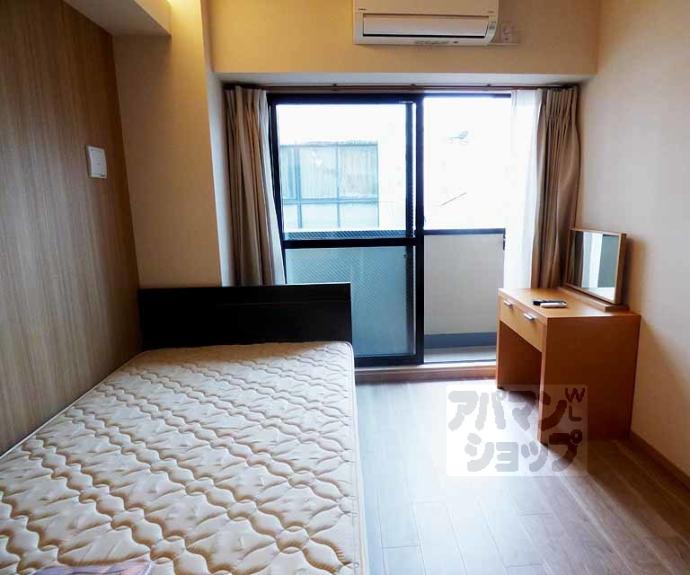 【グランレブリー寺町松原】間取