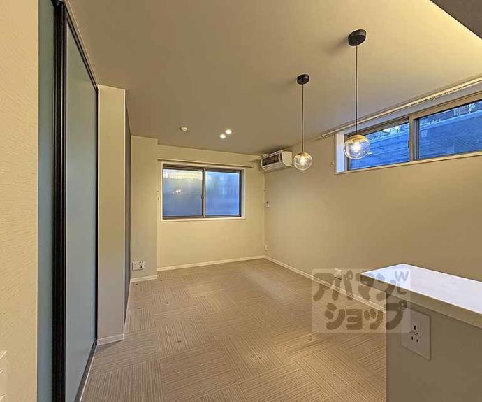 【シャーメゾン祠西洞院二条】間取