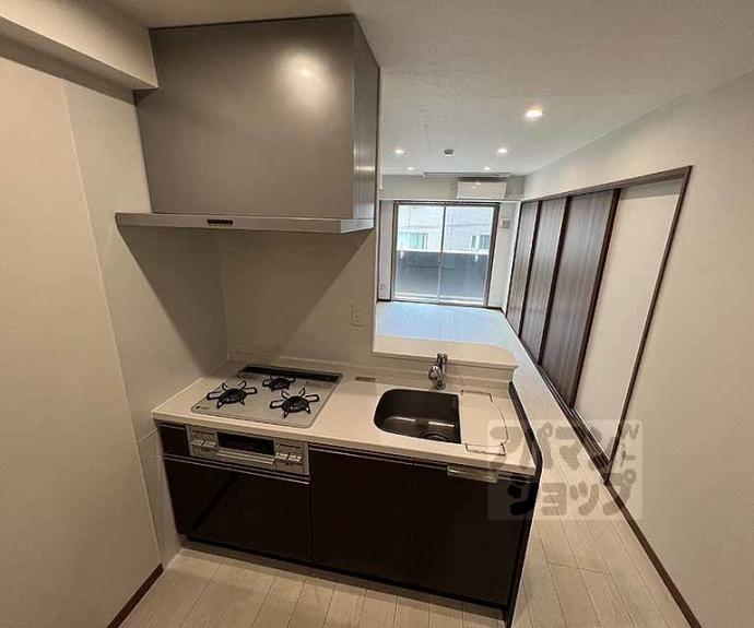 【ＴＨＥ　ＲＥＳＩＤＥＮＣＥ　二条駅前】間取