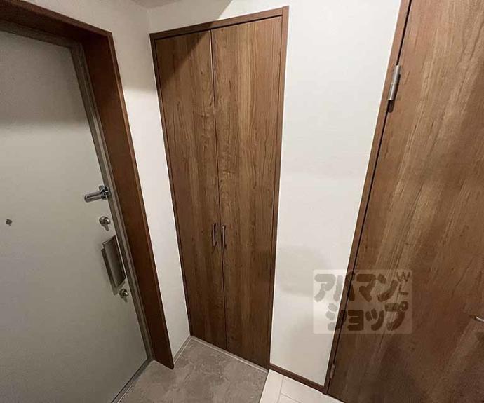 【ＴＨＥ　ＲＥＳＩＤＥＮＣＥ　二条駅前】間取