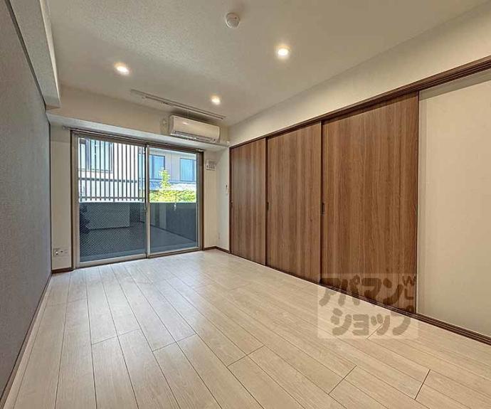 【ＴＨＥ　ＲＥＳＩＤＥＮＣＥ　二条駅前】間取