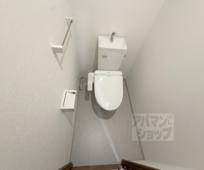 【ＴＨＥ　ＲＥＳＩＤＥＮＣＥ　二条駅前】間取