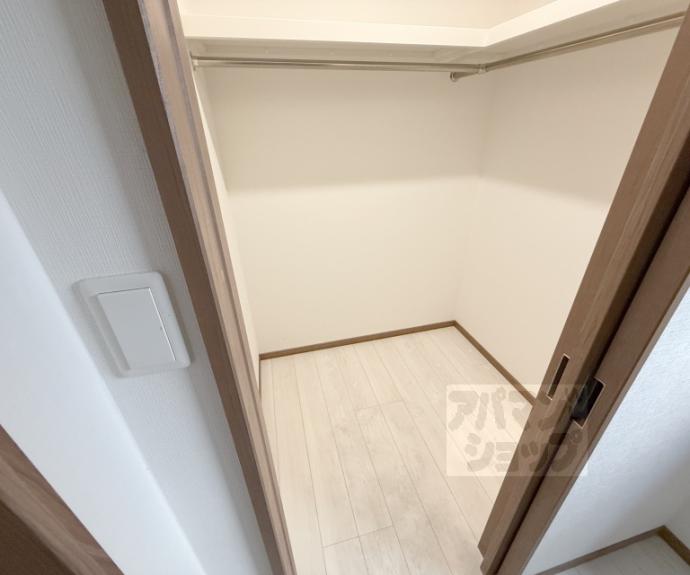 【ＴＨＥ　ＲＥＳＩＤＥＮＣＥ　二条駅前】間取