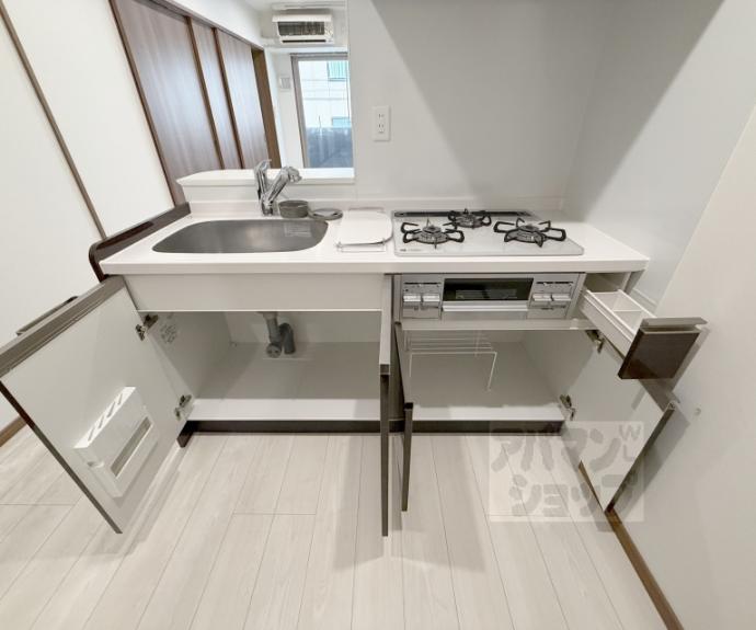 【ＴＨＥ　ＲＥＳＩＤＥＮＣＥ　二条駅前】間取