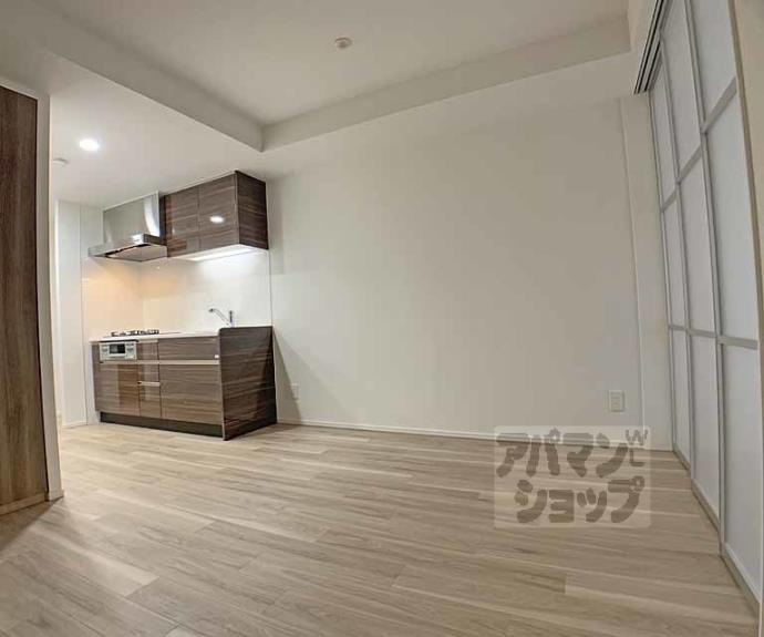 【リーガル京都二条城前】間取