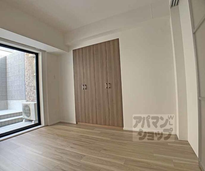 【リーガル京都二条城前】間取