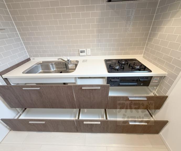 【グランレブリー押小路高倉】間取