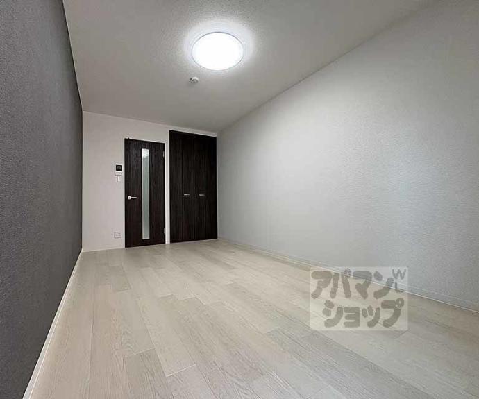 【ＧＲＡＮＤ　ＢＲＩＬＬＥＲ高台寺】間取