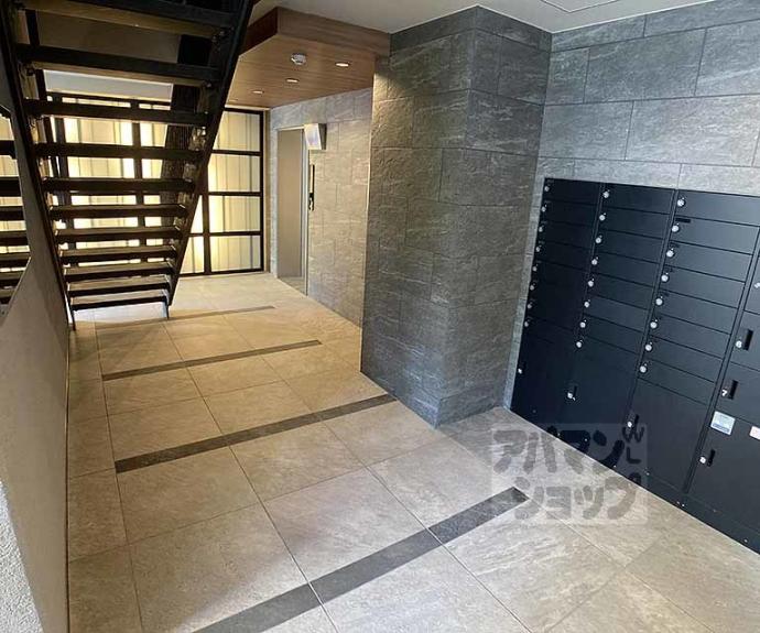 【Riviere Gauche 寺町二条】間取