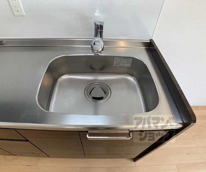 【Ｒｉｖｉｅｒｅ　Ｇａｕｃｈｅ　寺町二条】間取