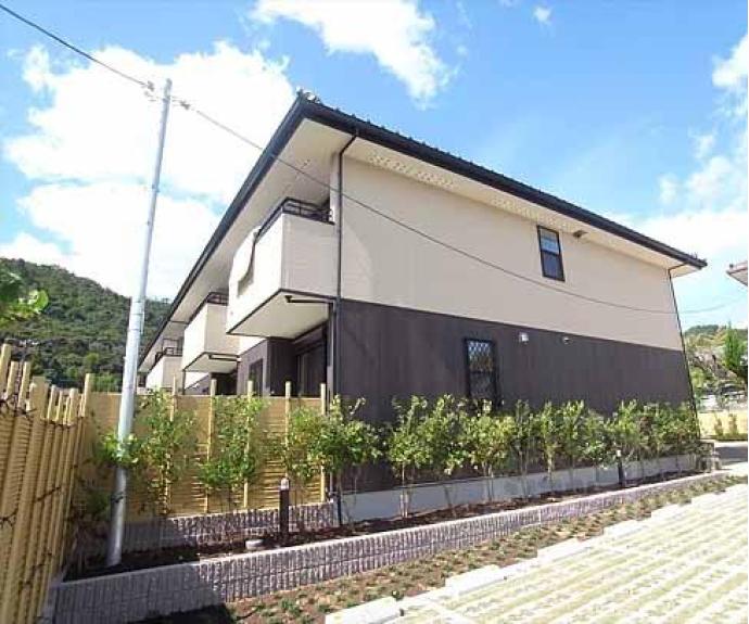 【花のワルツ嵯峨】間取