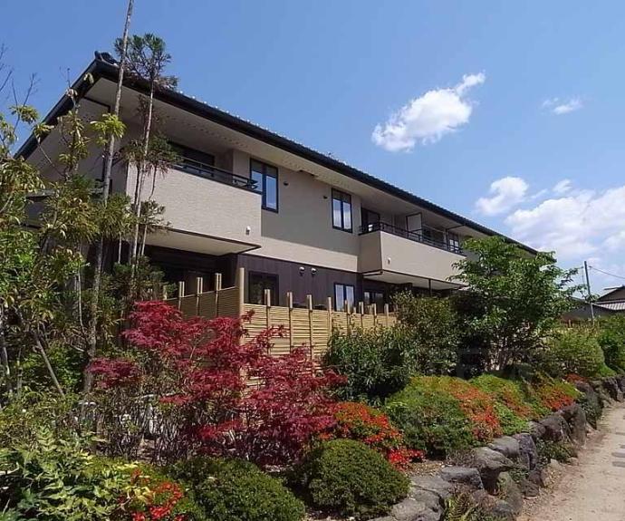 【花のワルツ嵯峨】間取