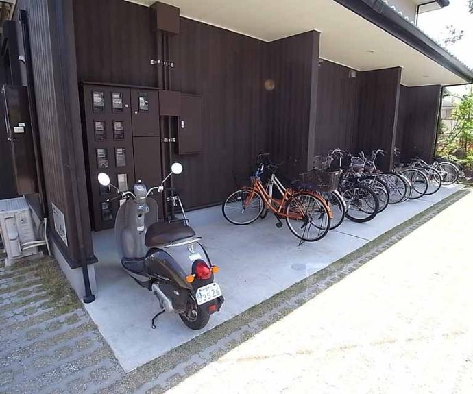 【花のワルツ嵯峨】間取