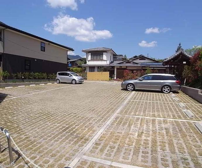 【花のワルツ嵯峨】間取