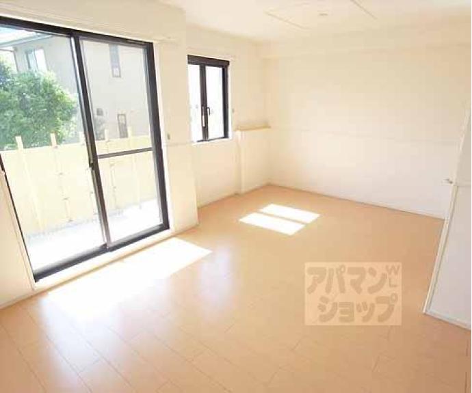 【花のワルツ嵯峨】間取