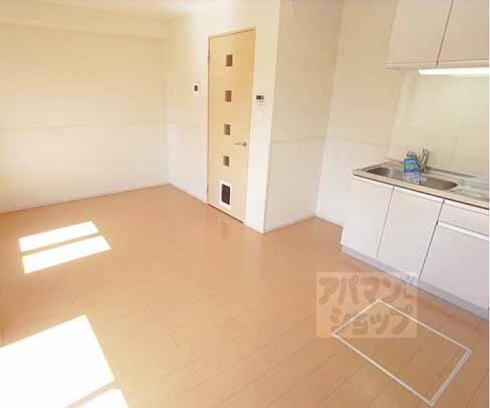 【花のワルツ嵯峨】間取