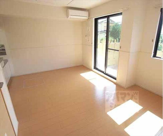 【花のワルツ嵯峨】間取