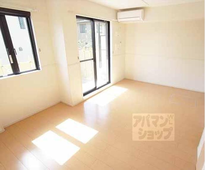 【花のワルツ嵯峨】間取