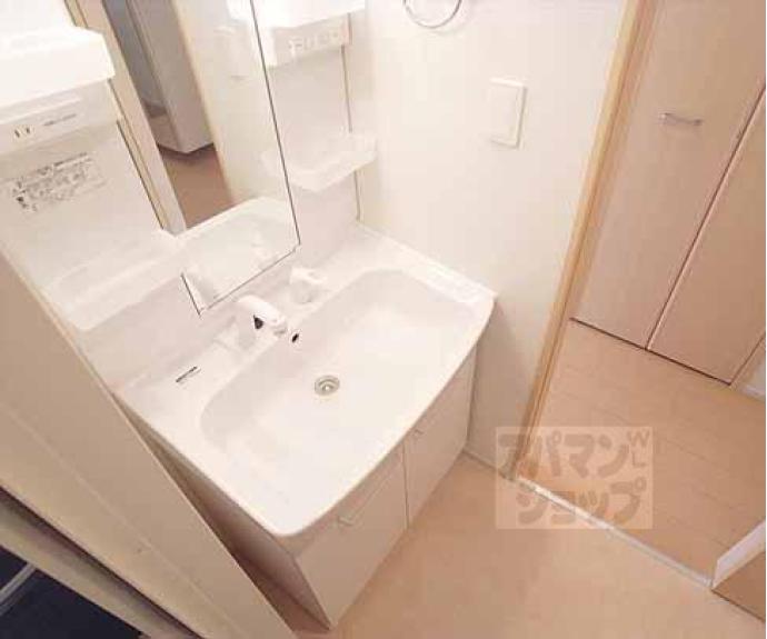 【花のワルツ嵯峨】間取