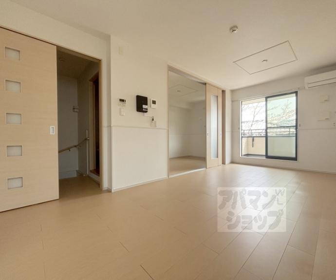 【花のワルツ嵯峨】間取