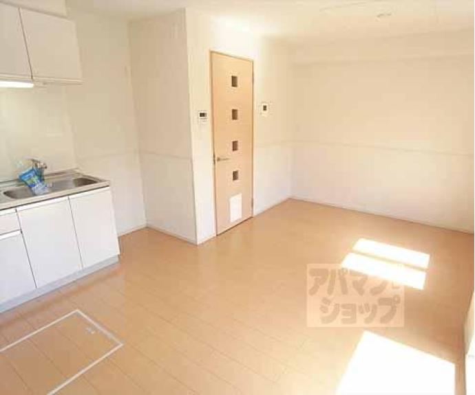 【花のワルツ嵯峨】間取