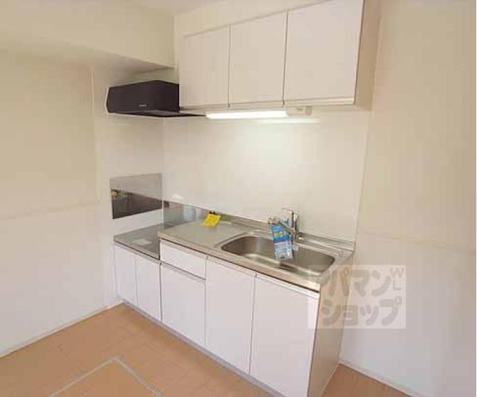 【花のワルツ嵯峨】間取