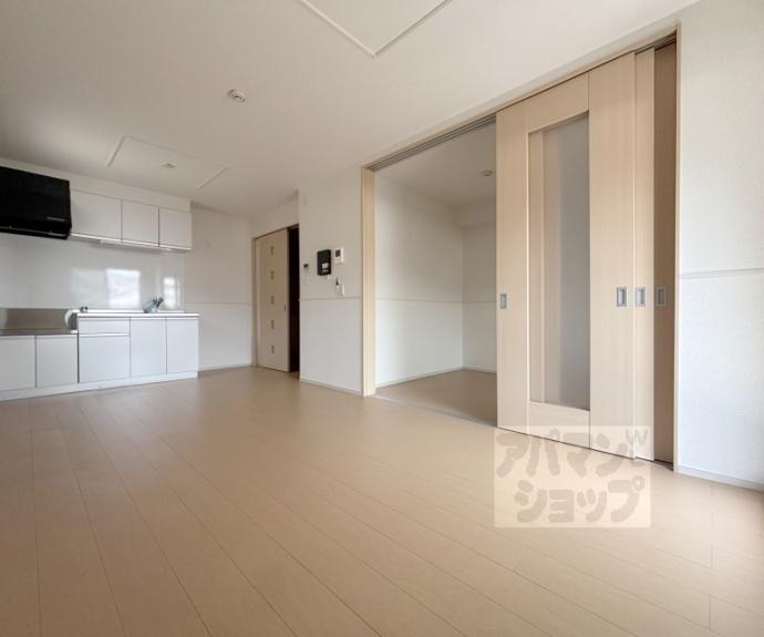 【花のワルツ嵯峨】間取