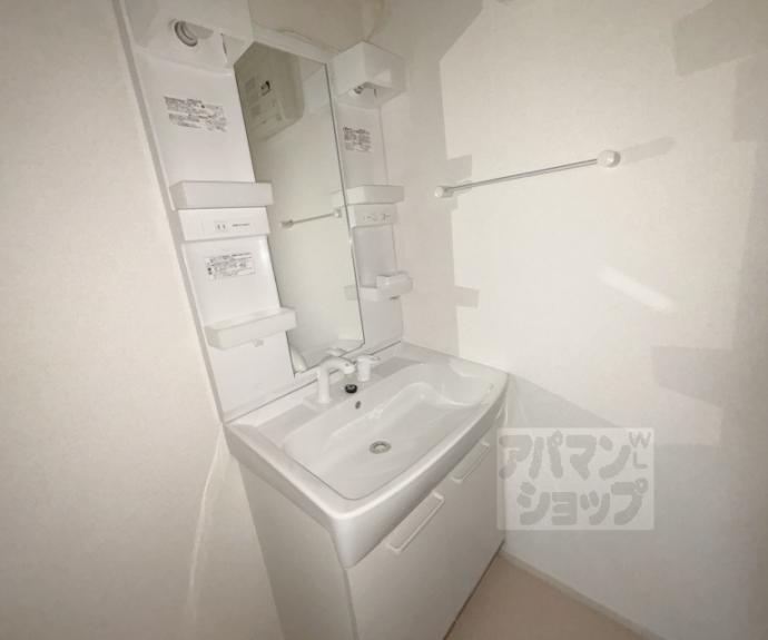 【花のワルツ嵯峨】間取