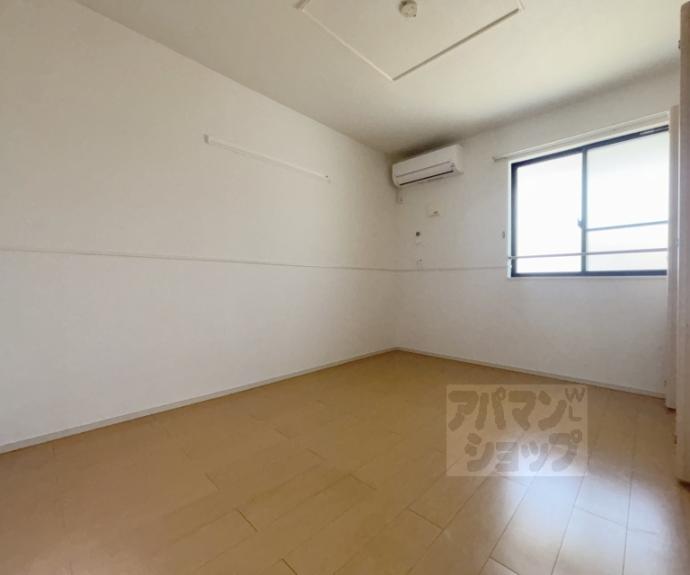 【花のワルツ嵯峨】間取