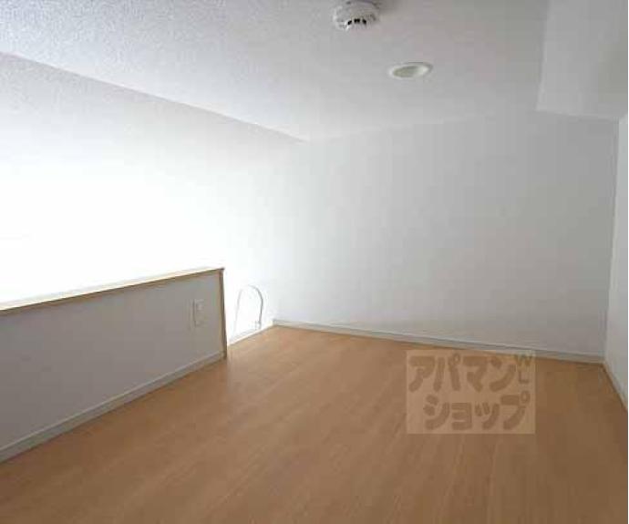 【花のワルツ嵯峨】間取