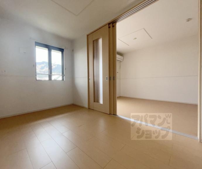 【花のワルツ嵯峨】間取