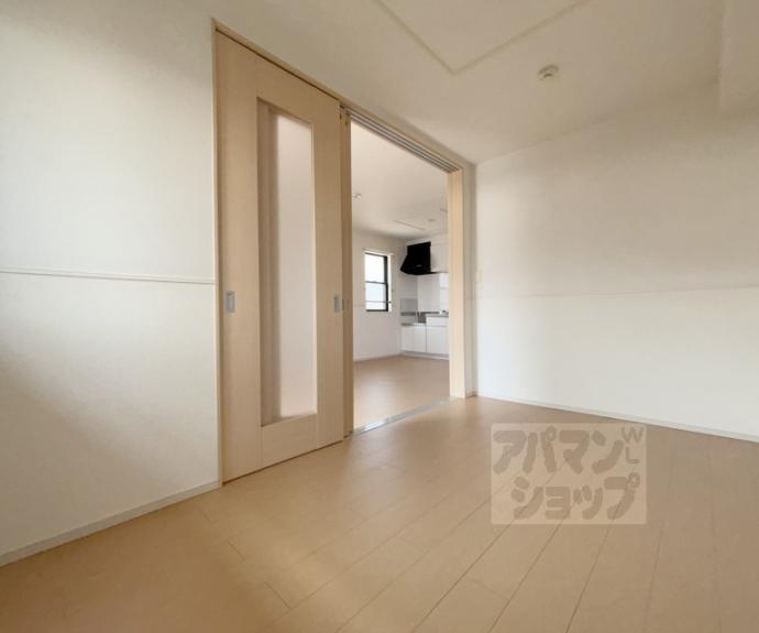 【花のワルツ嵯峨】間取