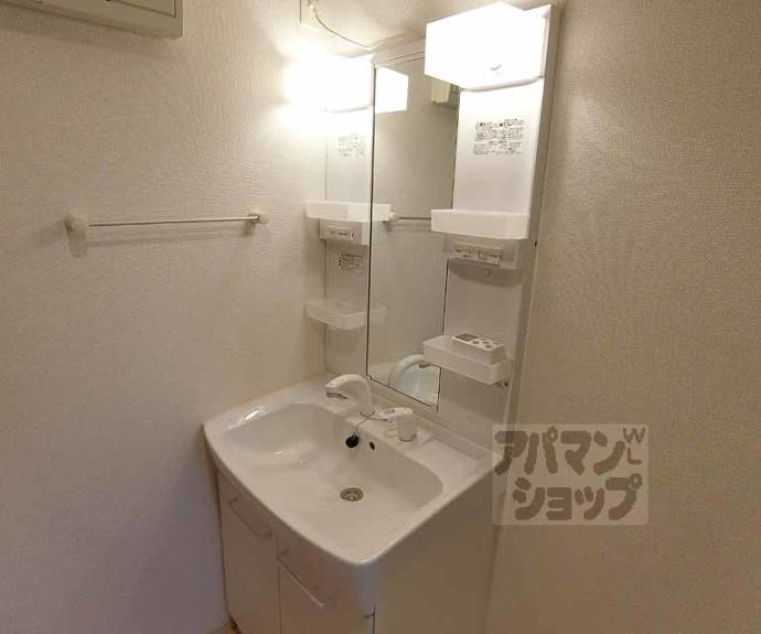 【花のワルツ嵯峨】間取