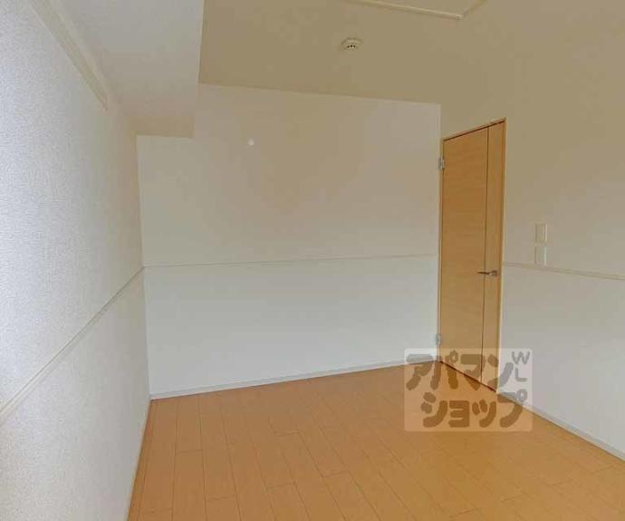 【花のワルツ嵯峨】間取