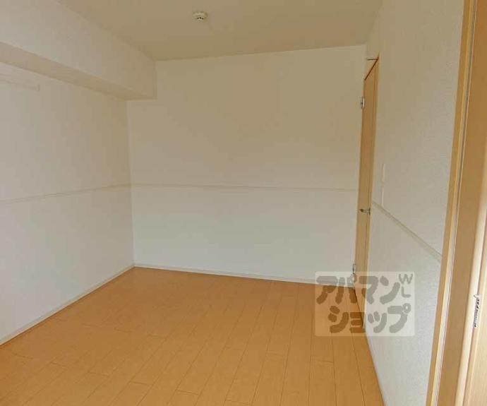 【花のワルツ嵯峨】間取