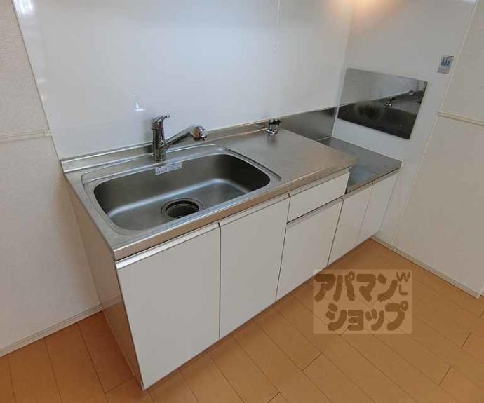 【花のワルツ嵯峨】間取