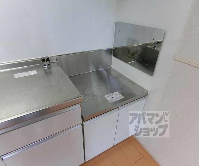 【花のワルツ嵯峨】間取