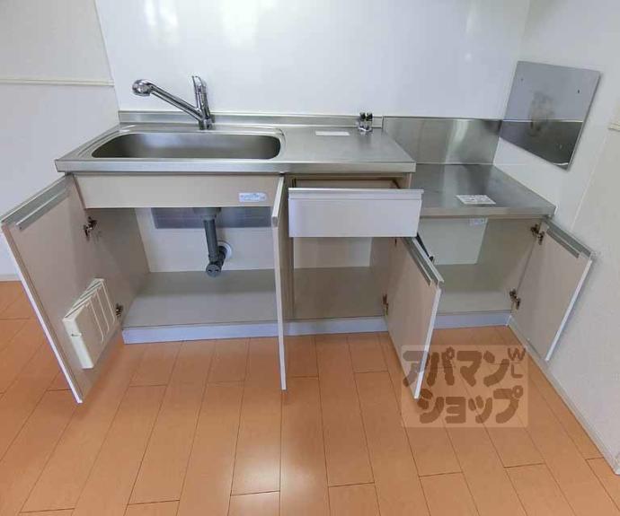 【花のワルツ嵯峨】間取