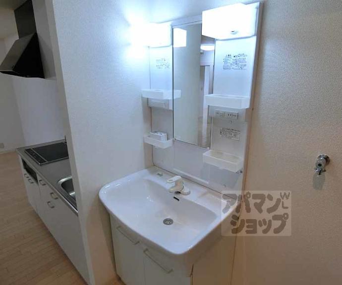 【グランコルベール西院】間取