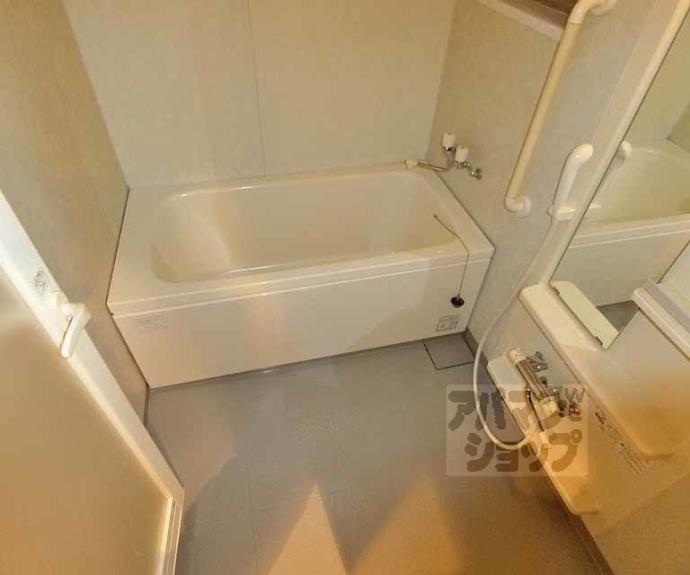 【ＴＨＥ　ＲＥＳＩＤＥＮＣＥ　二条駅北】間取