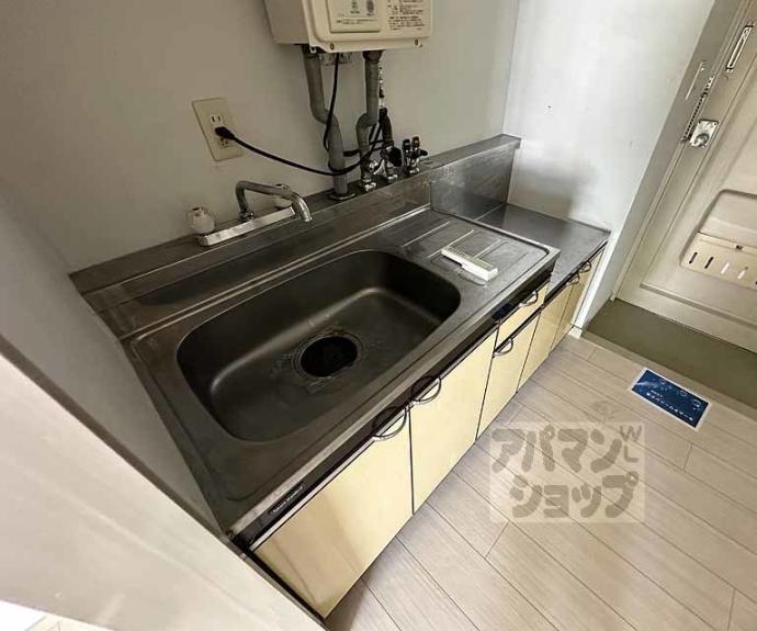 【メゾン嵯峨】間取