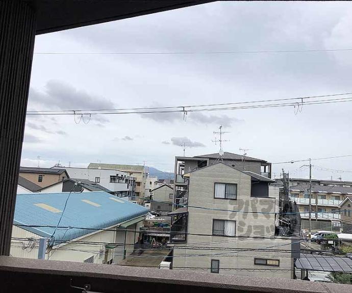 【カーレッジ桂】間取