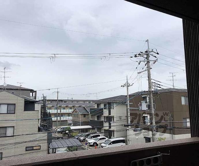 【カーレッジ桂】間取