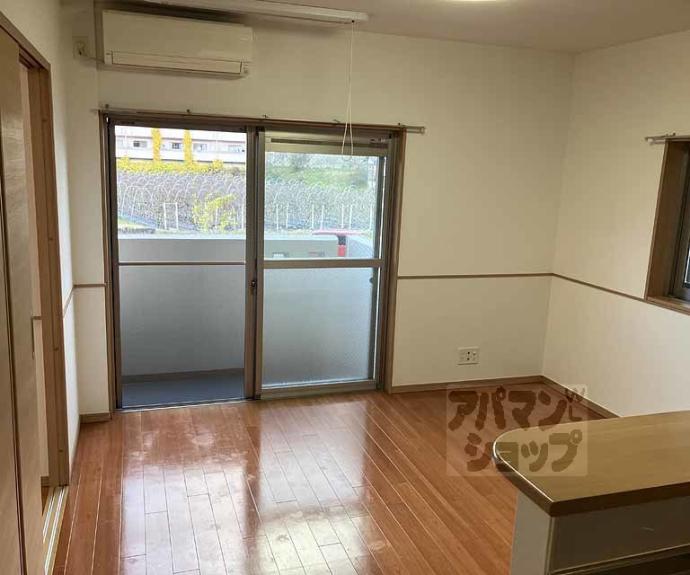 【シャルレ１番館】間取